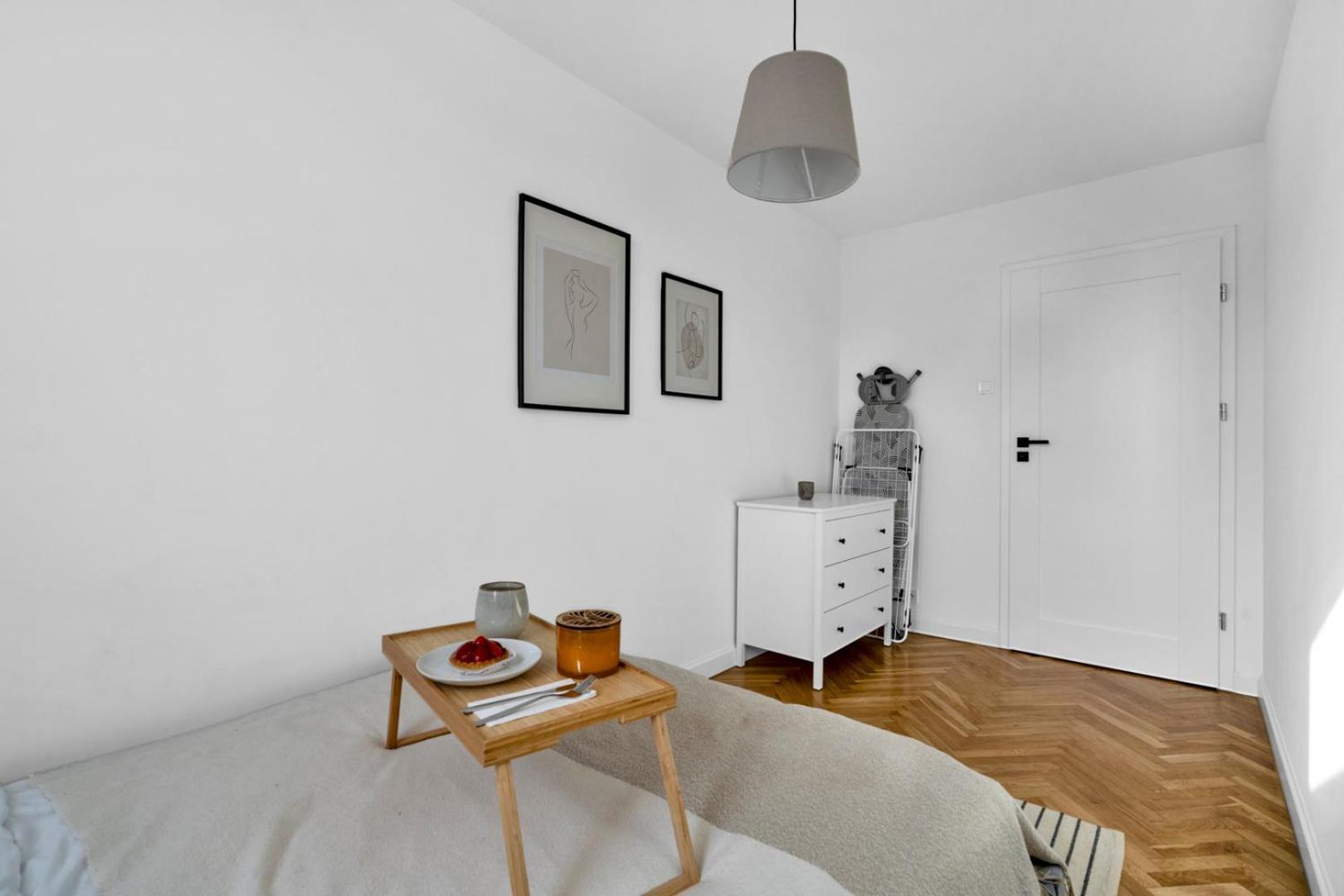 Butas Wola - 13th Floor, View, Metro Nearby - By Rentujemy Warsaw